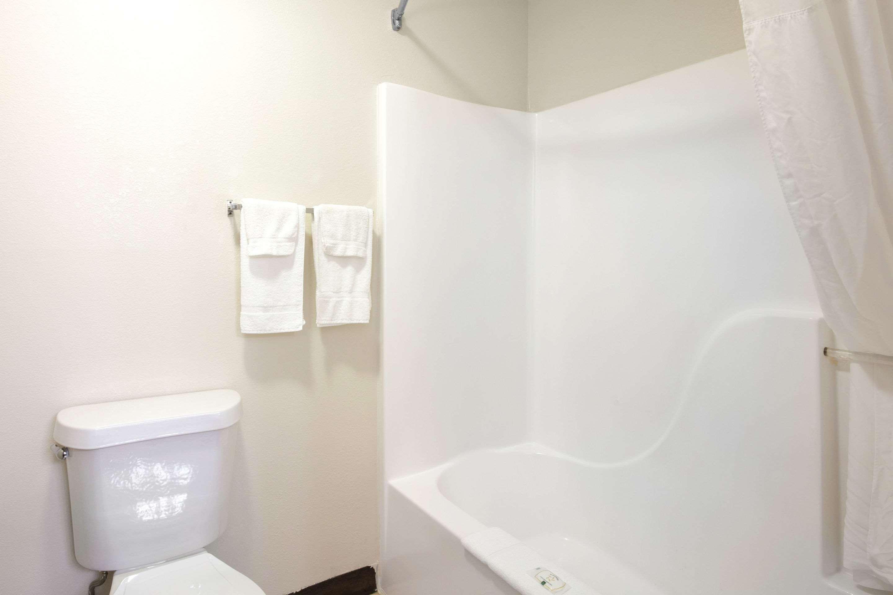 Motel 6-Metropolis, Il Dış mekan fotoğraf