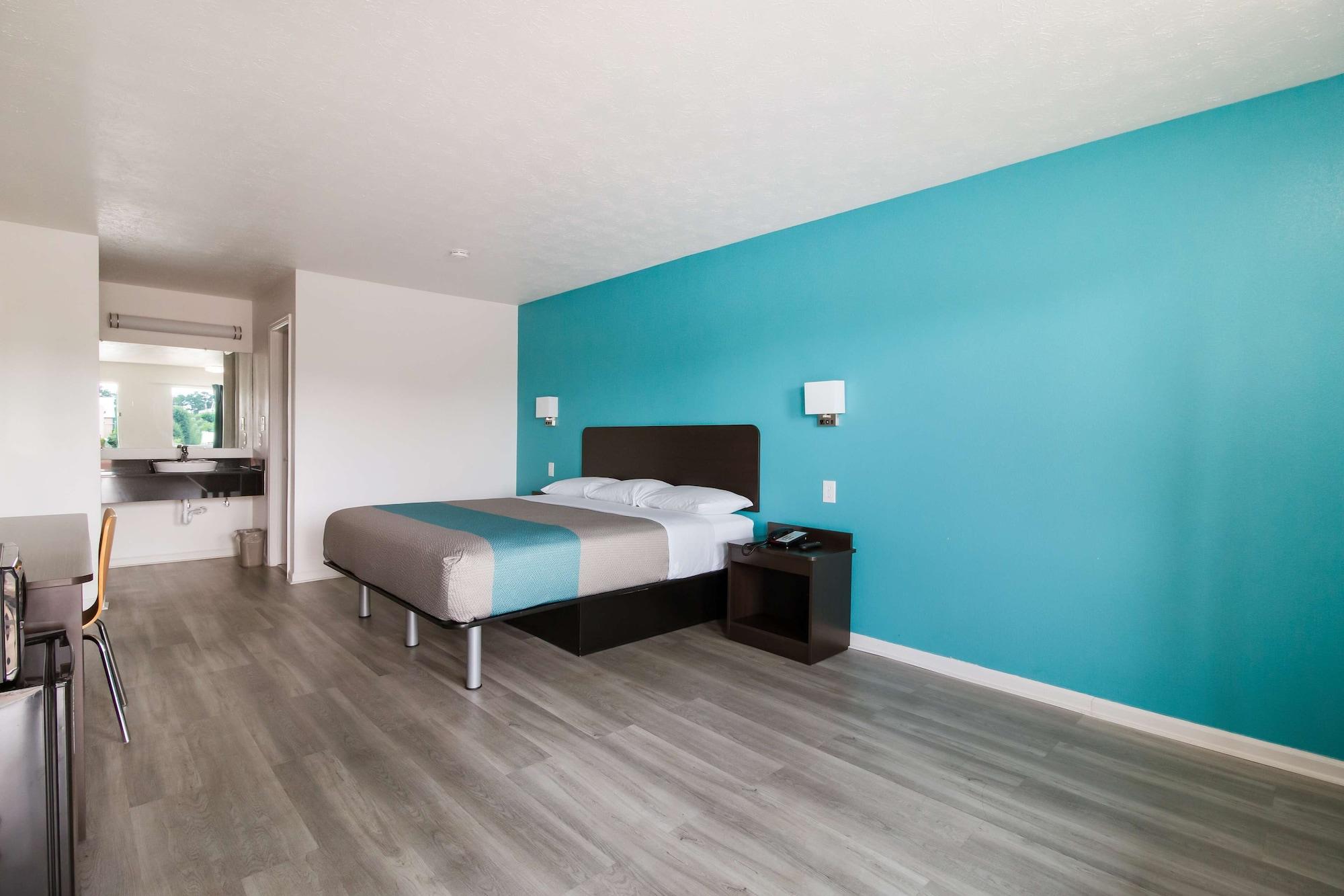 Motel 6-Metropolis, Il Dış mekan fotoğraf