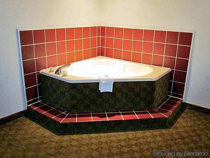 Motel 6-Metropolis, Il Dış mekan fotoğraf